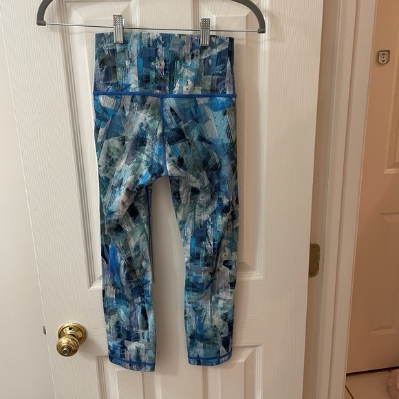 Lululemon leggings size 2; great condition; multicolored; high rise - Picture 2 of 4